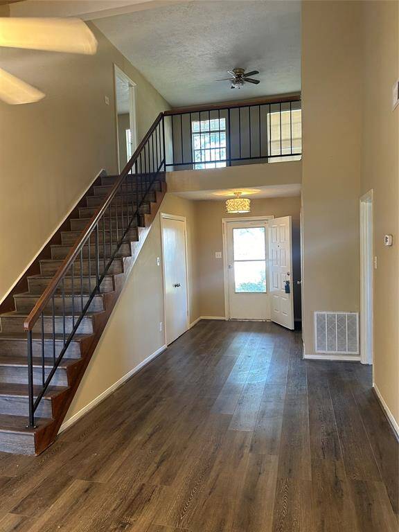 Open Loft area at top of stairs