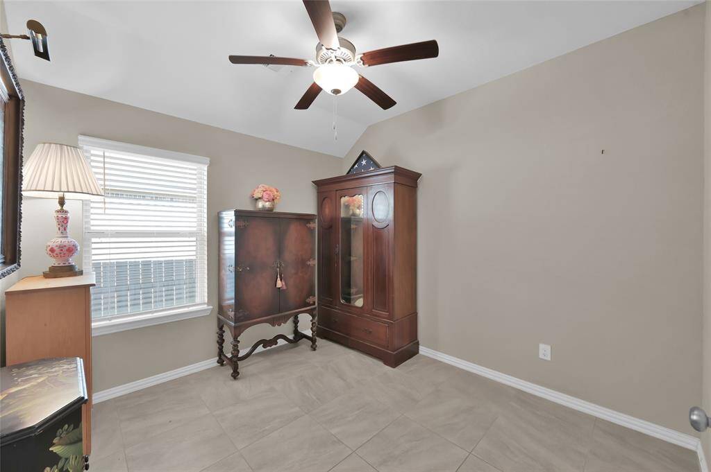 Secondary bedroom 2 .  Large walk in closet just to the right