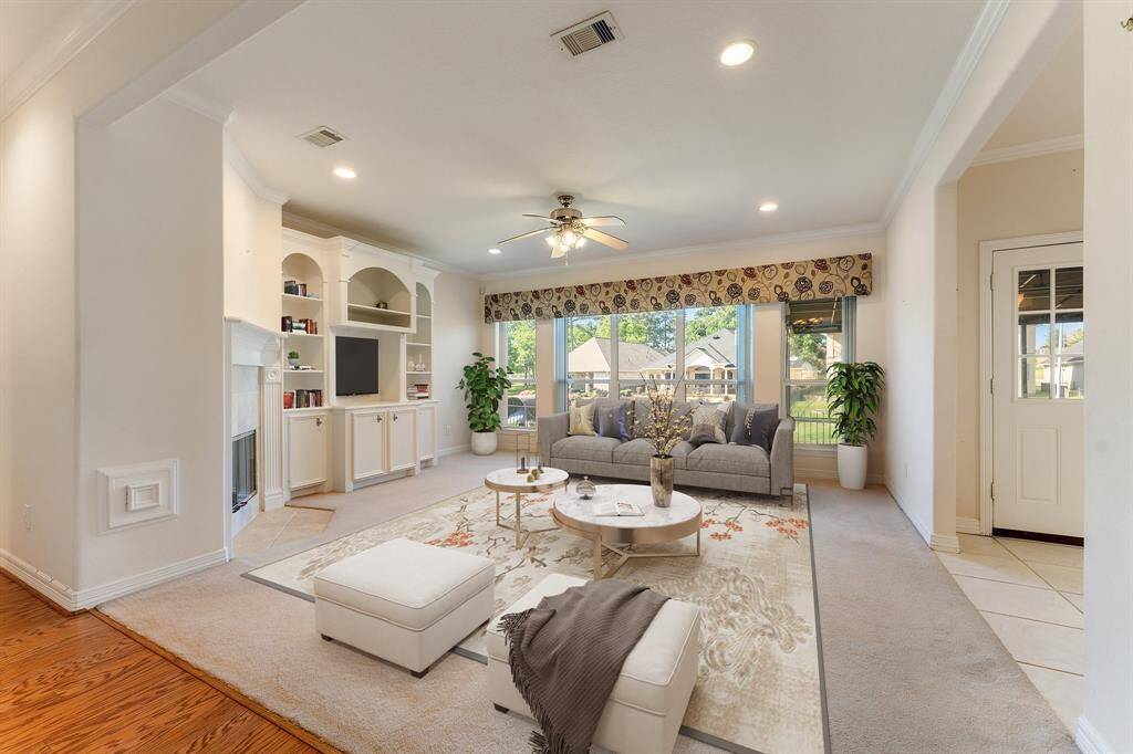 Virtual staging in the living room!