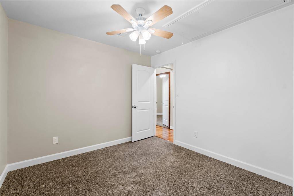 Bedroom 3: 2nd floor