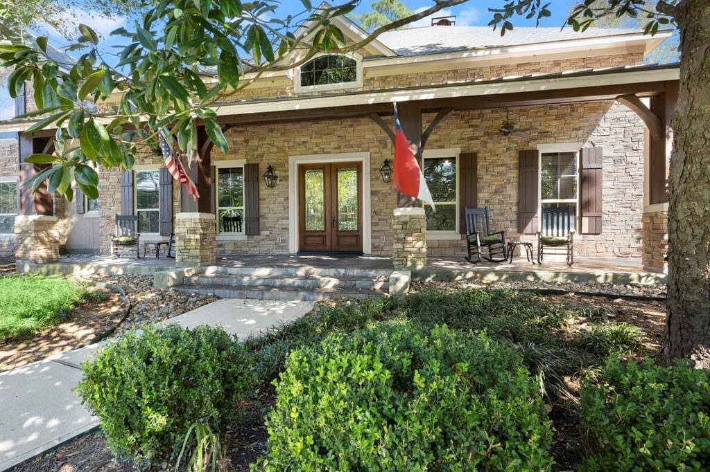 WOW Factor! Fire features, pool lighting, evening sunsets and gorgeous shade trees make this backyard an entertainers dream.