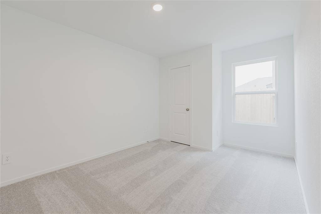 ROOM 2
