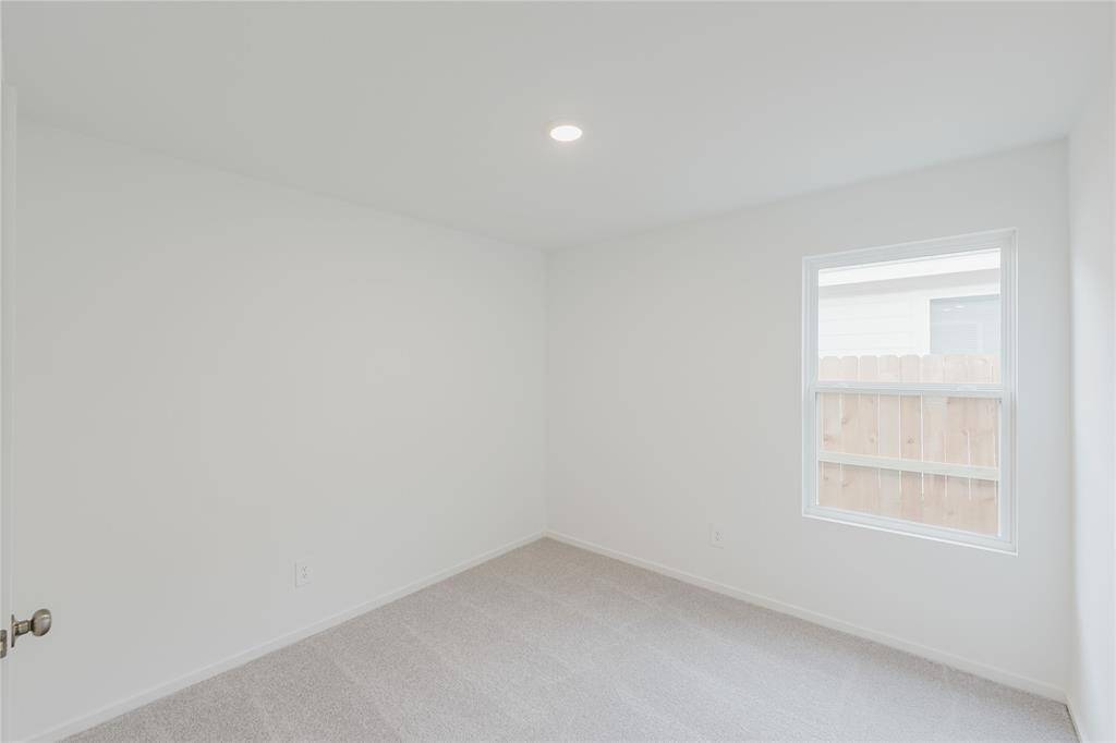 ROOM 4