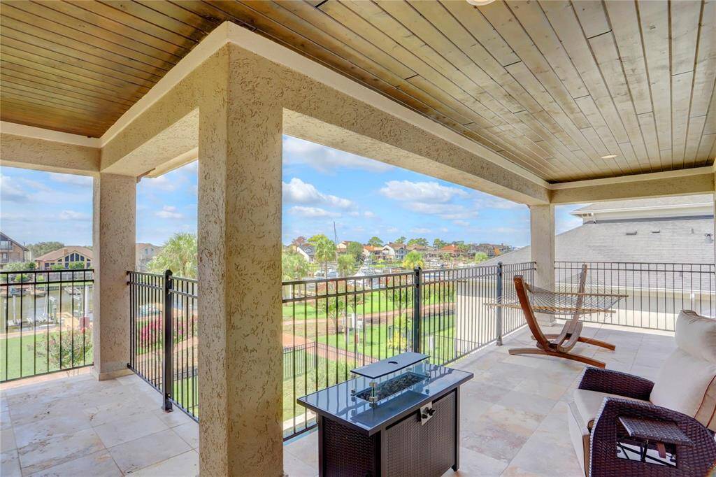 Unwind with a drink on your private balcony as you take in stunning sunset views.