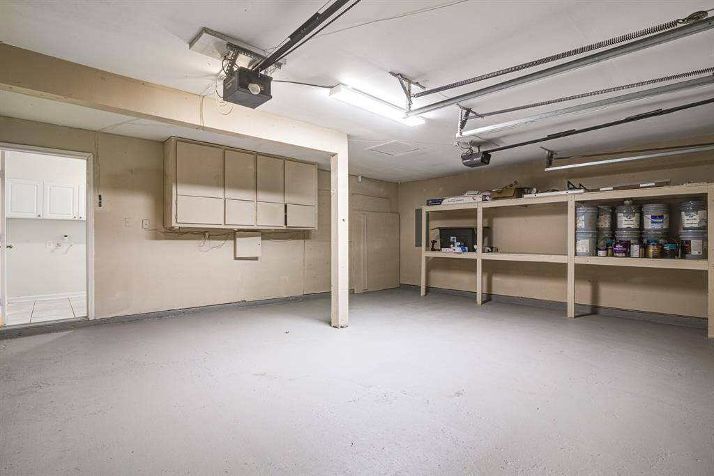 garage