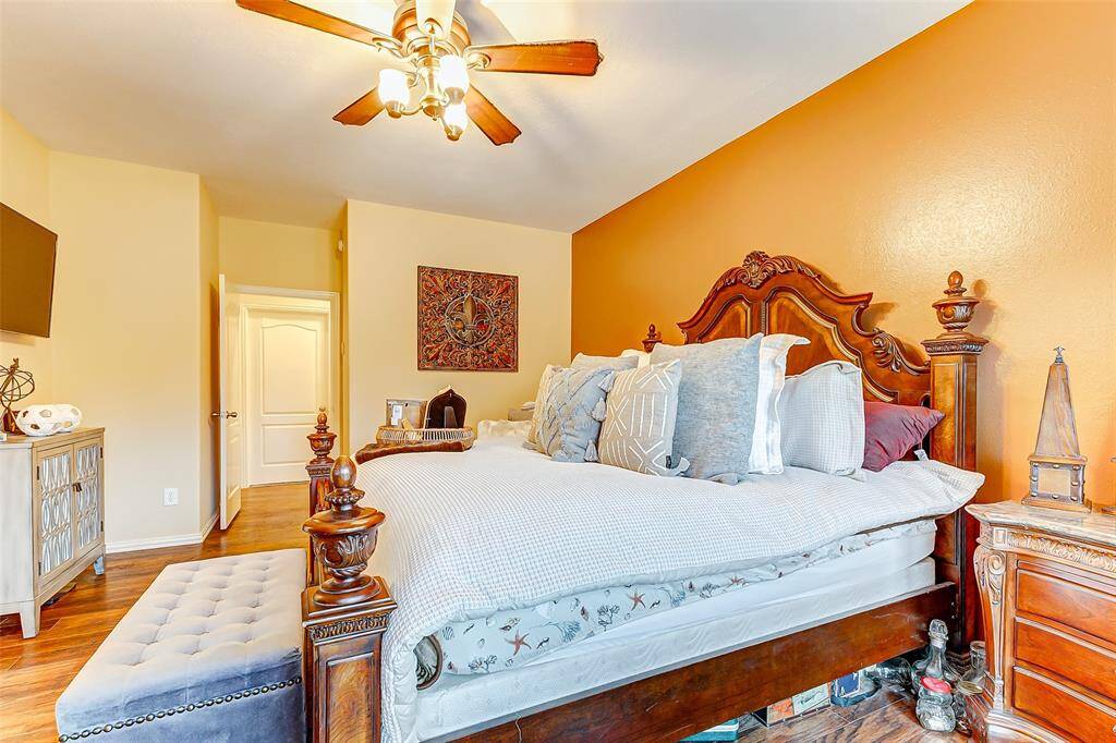 HERE'S ANOTHER VIEW OF THE PRIMARY BEDROOM