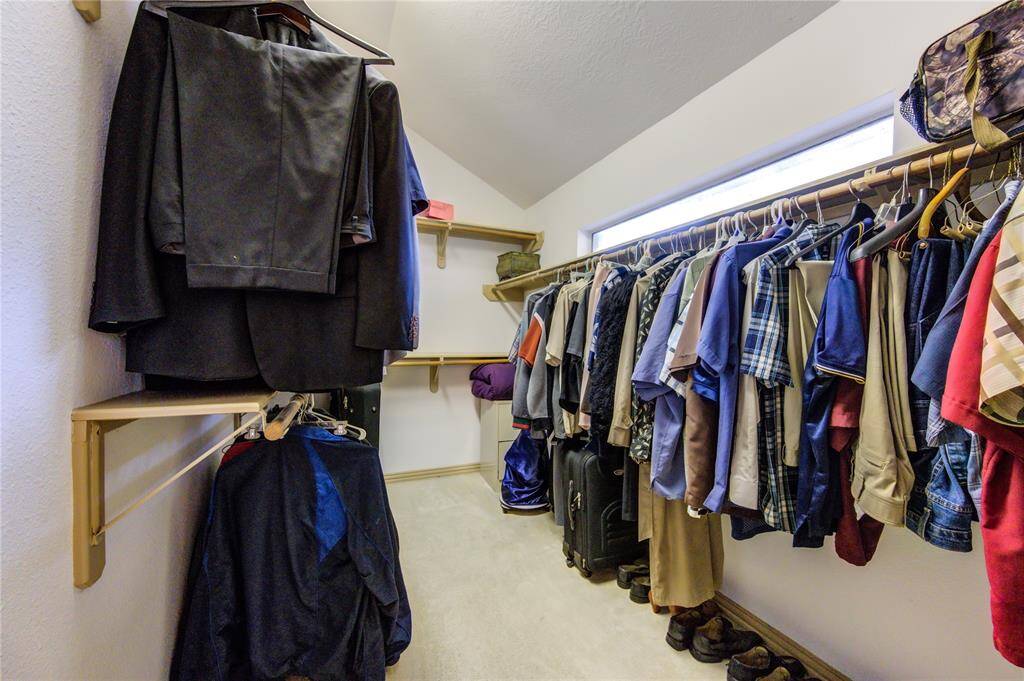 Walk-in closet