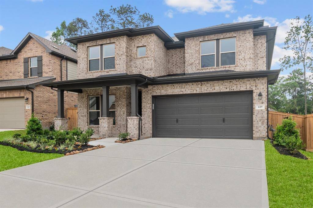 Welcome to The Holly by David Weekley Homes. Move-In-Ready Now!