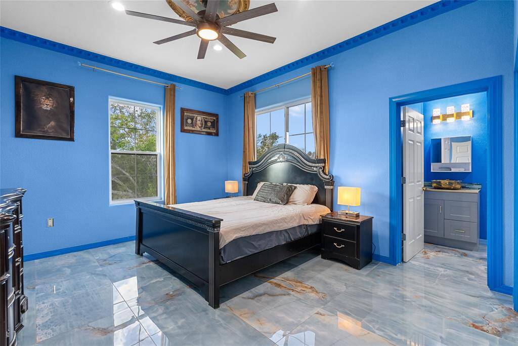 2nd floor bedroom