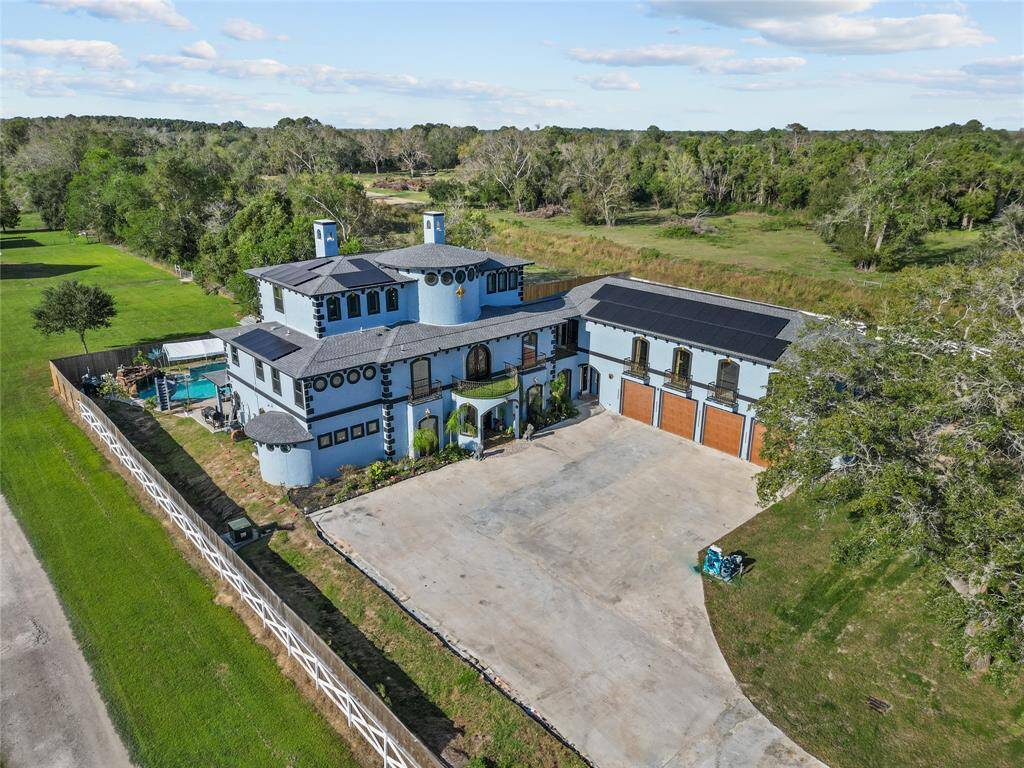 Ariel view of 1.7 acre estate ,minutes away from Houston, located on outskirts of Alvin, Tx.