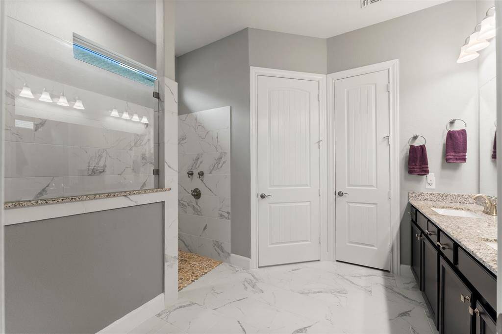 Walk-in Shower