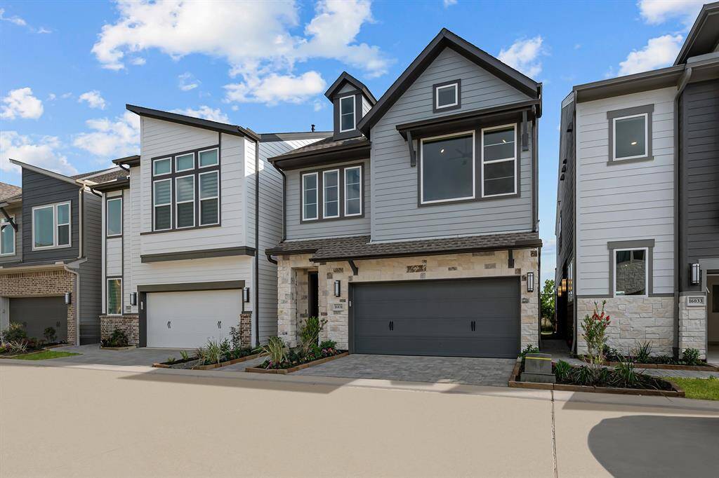 Welcome to The Bellomy by David Weekley Homes. Move-In-Ready Now!