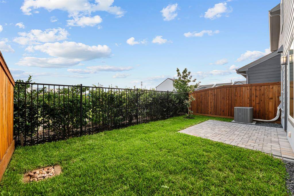 Welcome to The Bellomy by David Weekley Homes. Move-In-Ready Now!