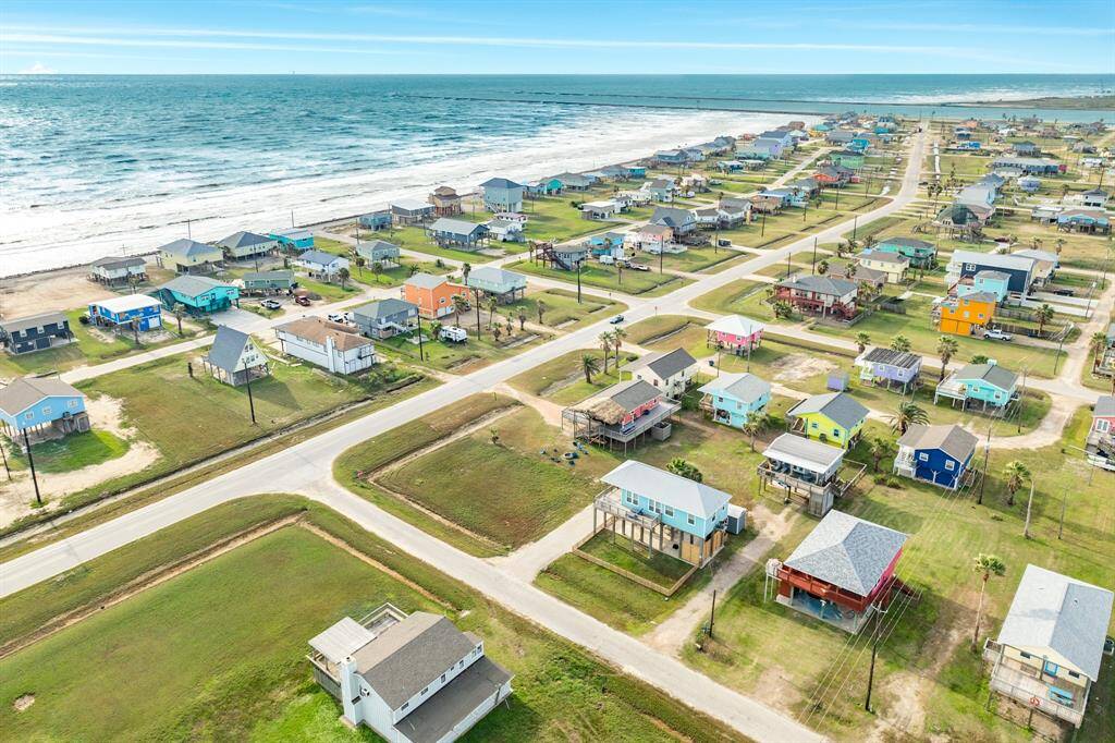 Golf carts are welcome in Surfside.  Look at the beautiful blue Gulf of Mexico.
