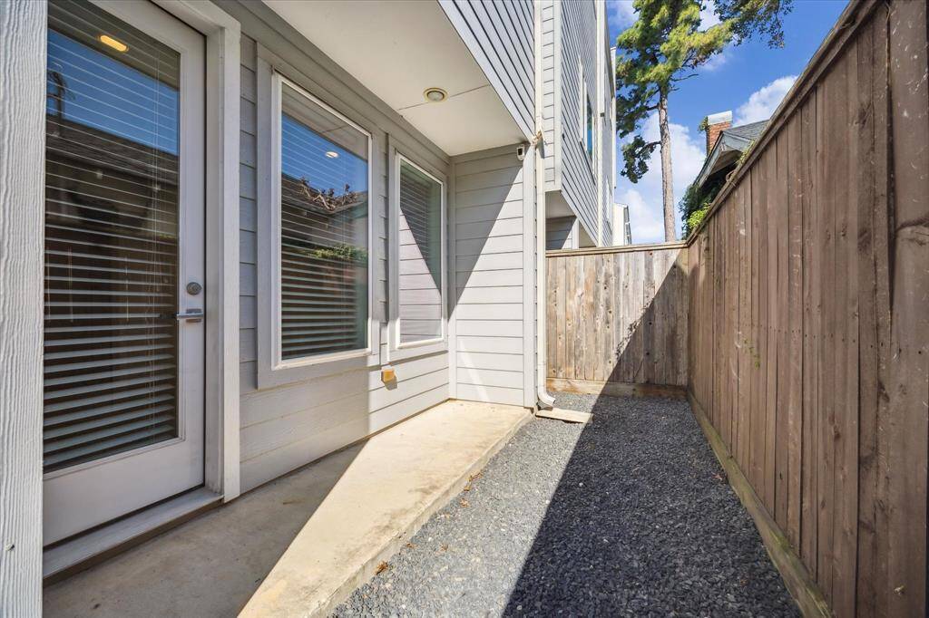 Low maintenance back patio area with Blackstar gravel recently placed.