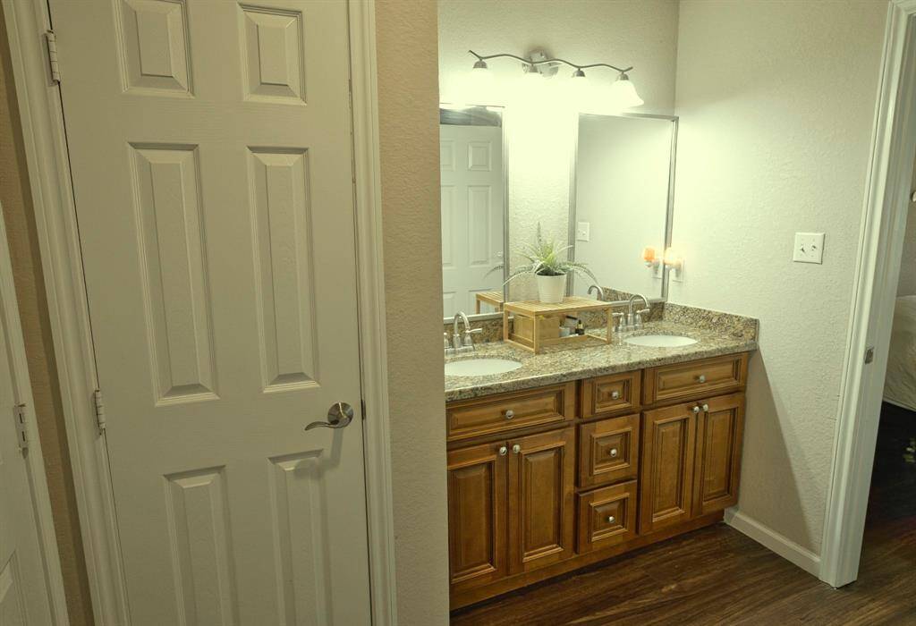 Primary Bath with granite vanity top.