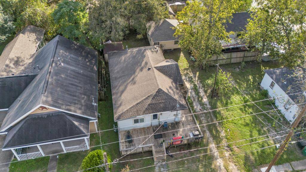 Aerial view of the property showing both properties on the lot! 3710 Dennis St., Houston, TX  77004