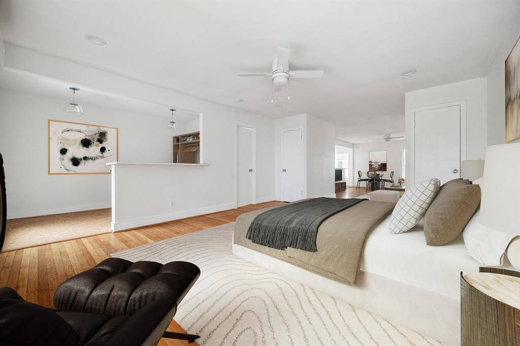 Virtually staged upstairs garage studio