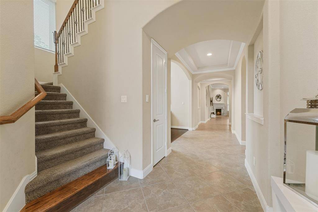 Perfect for entertaining guests, this spacious foyer makes a great first impression.