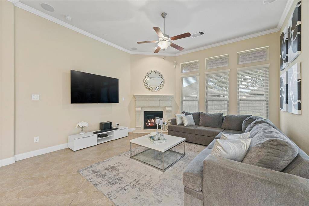 Vaulted ceilings add a touch of drama and spaciousness to the room.