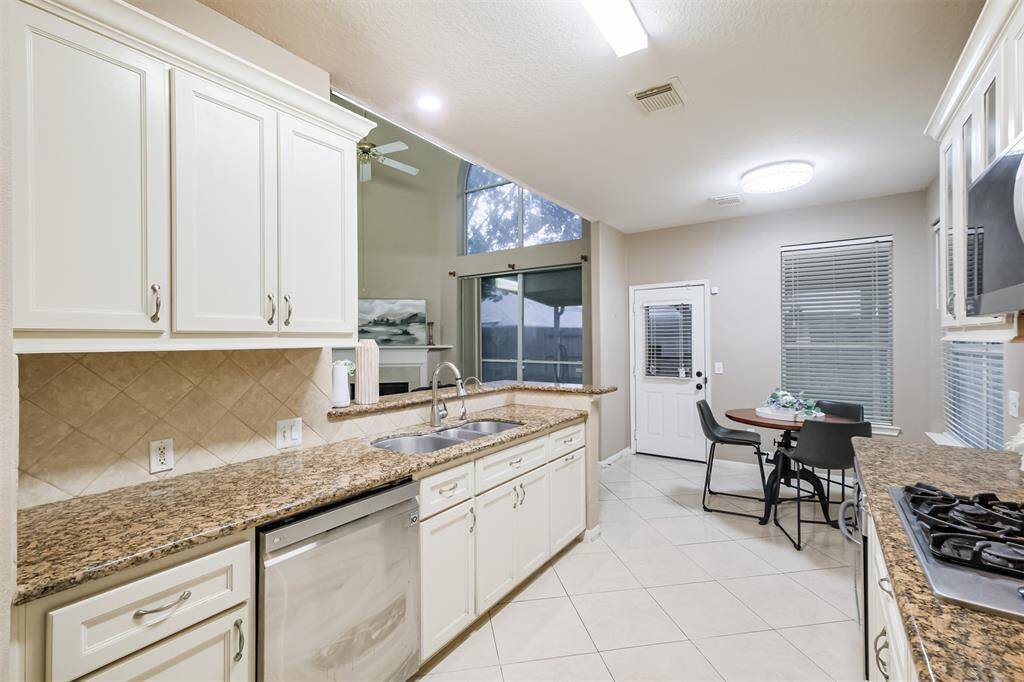 Stainless steel appliances!