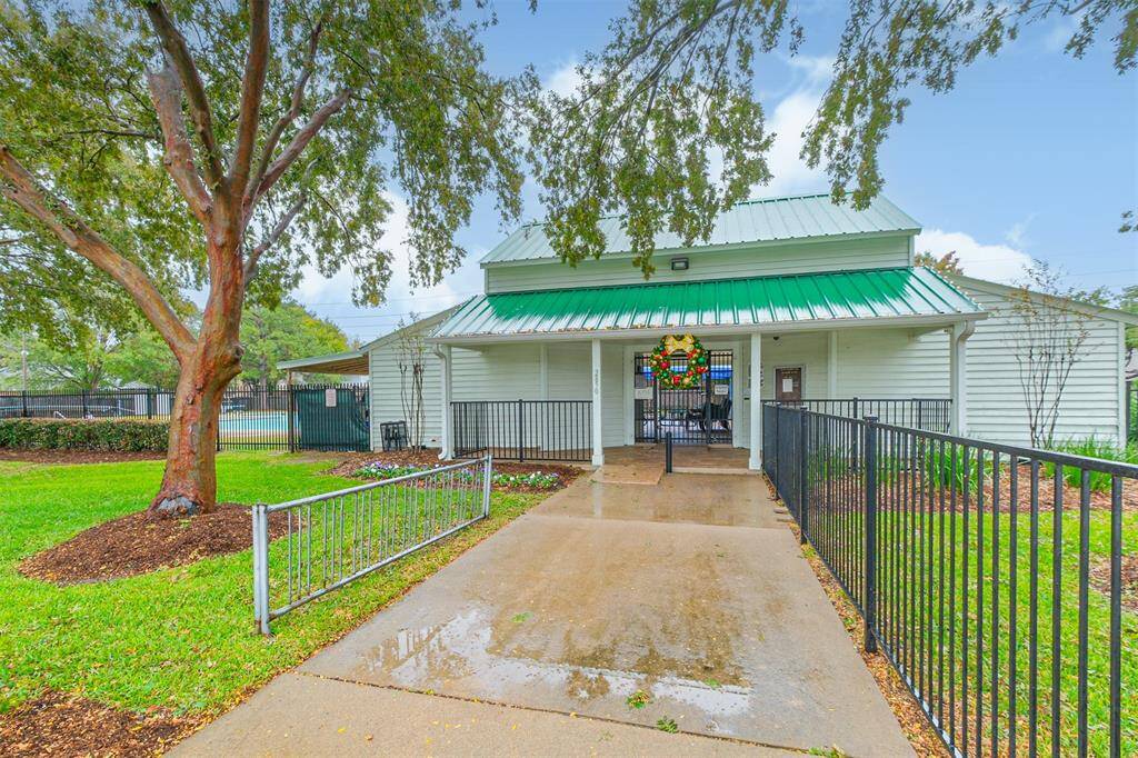 Raintree Community club house.