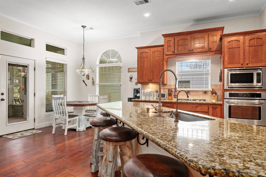 Granite countertops in the kitchen