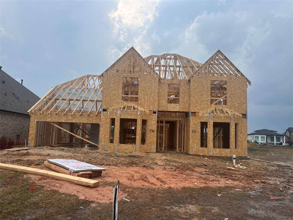 Two-story home with 5 bedrooms, 3.5 baths and 3-car tandem garage
