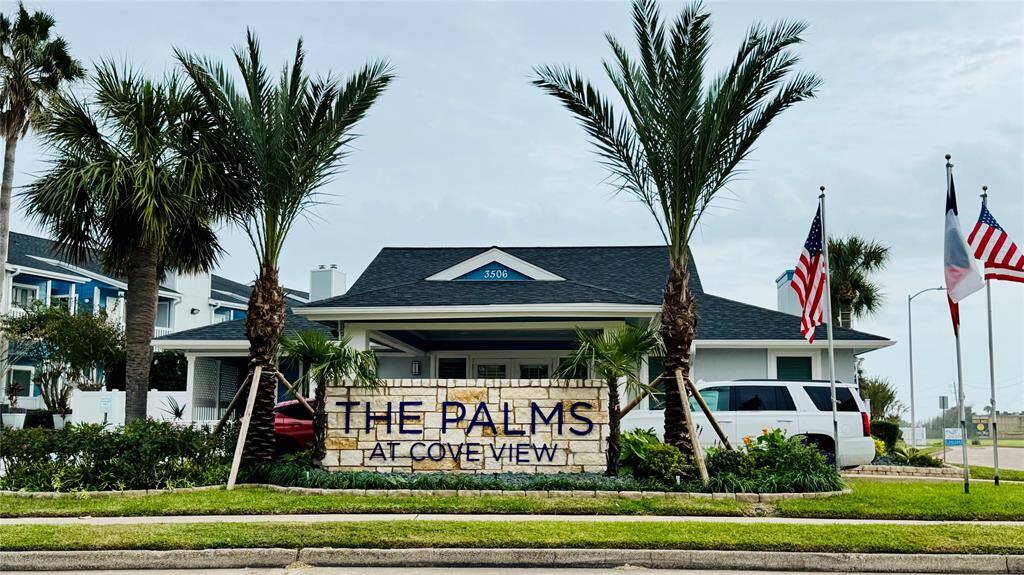 The Palms at Cove View