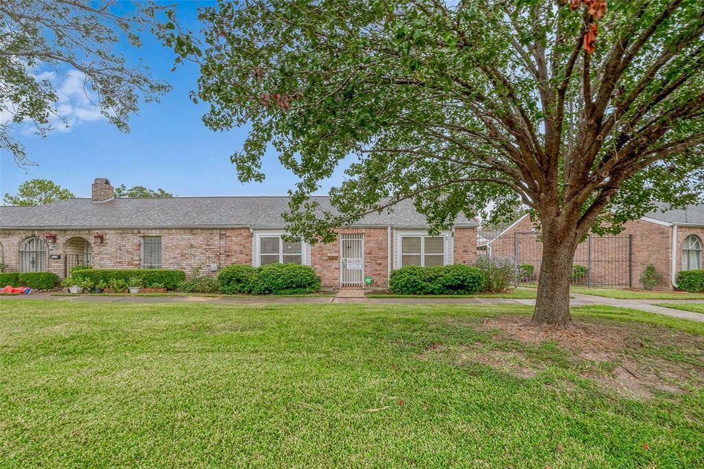 Seize the opportunity and start making unforgettable memories here at your beautiful future home!