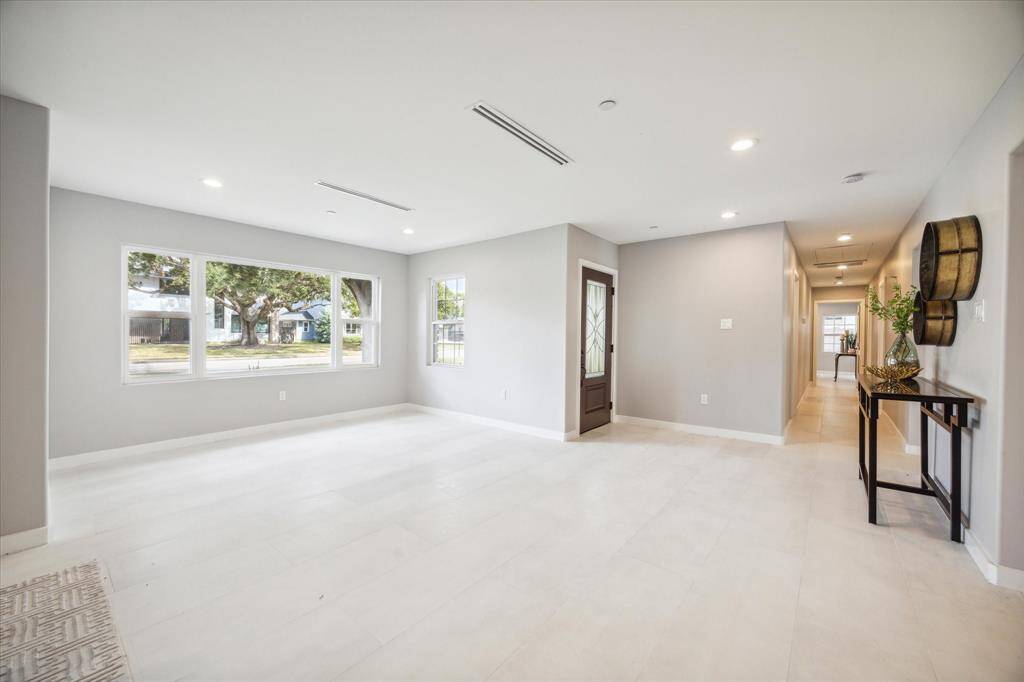 Formal dining area or perfect spot for a grand piano.