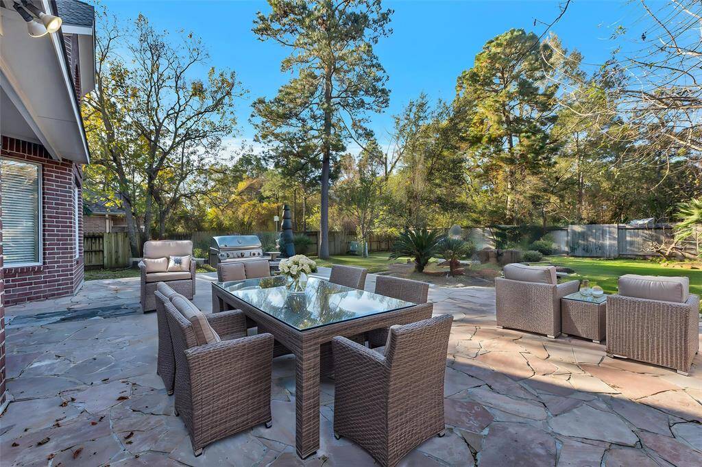 This is a RENDERING of what the Outdoor patio would look like with furniture.