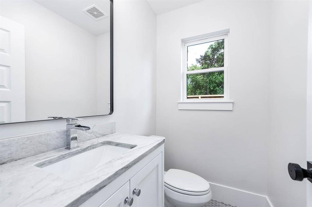 Downstairs half bath