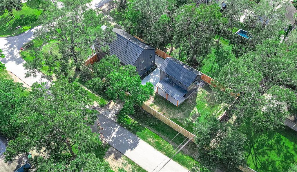 Large Corner lot