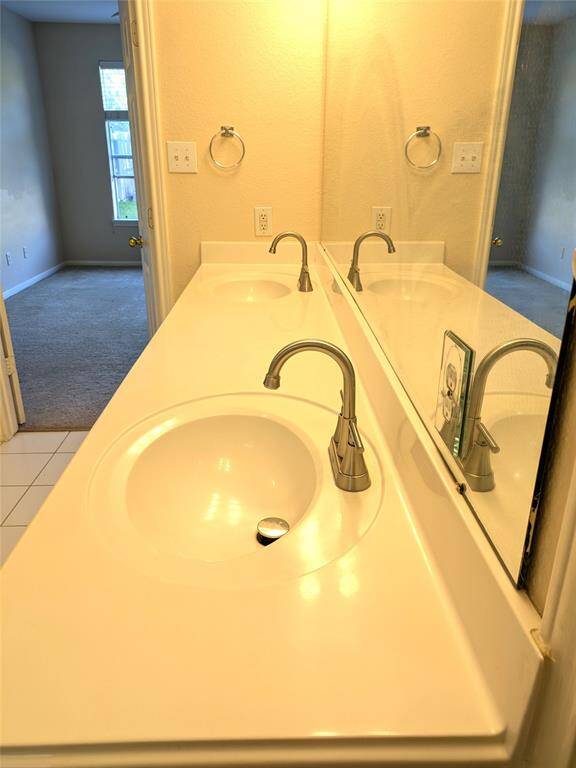 Master bath-double sink