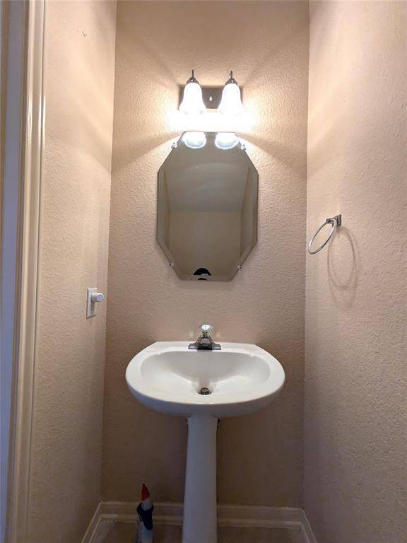 Powder room