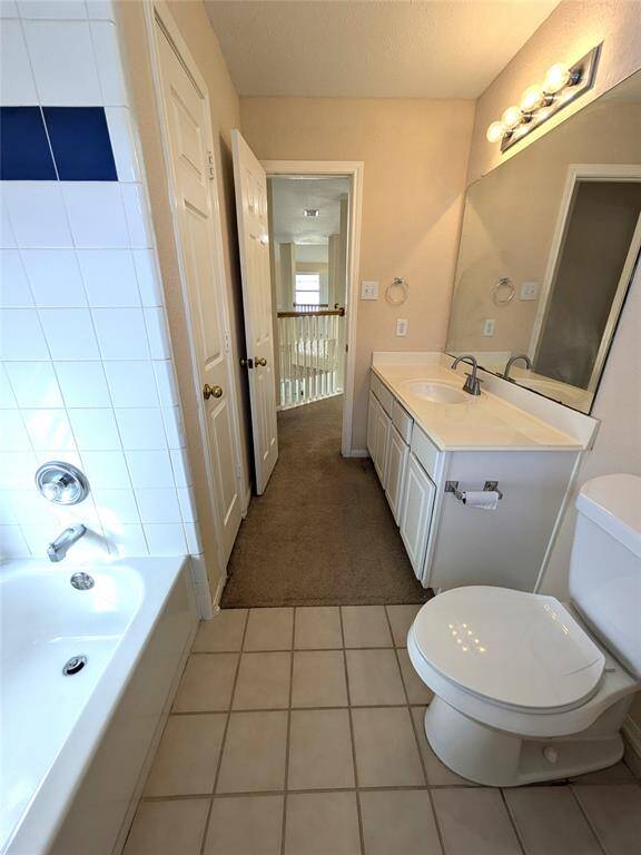 Upstairs bathroom-hallway view