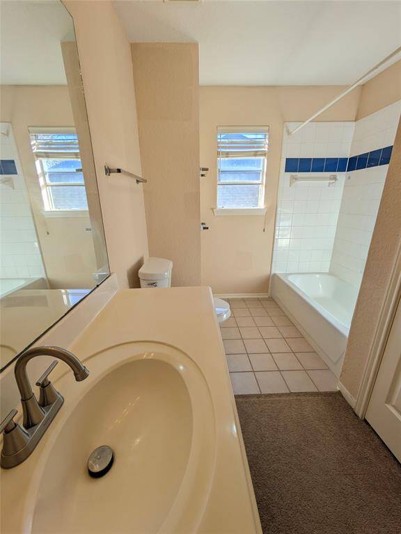 Upstairs bathroom-closer view