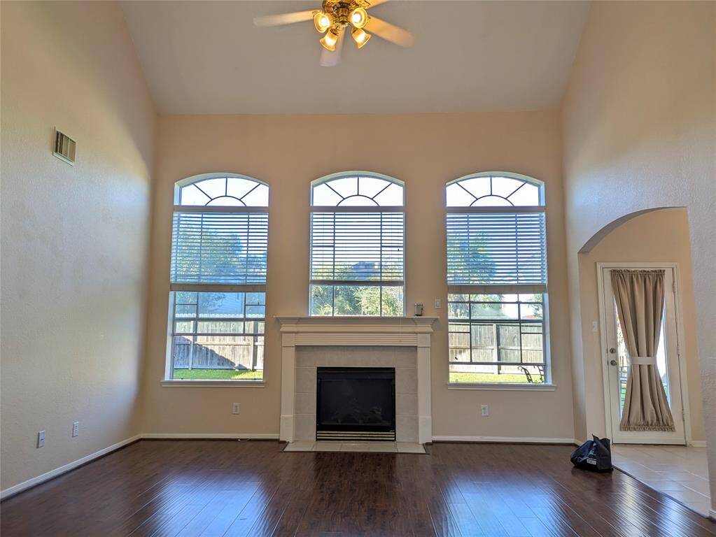 Family room2