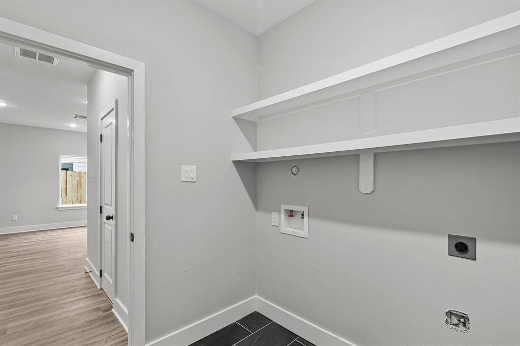 Washer and Dryer hookups available