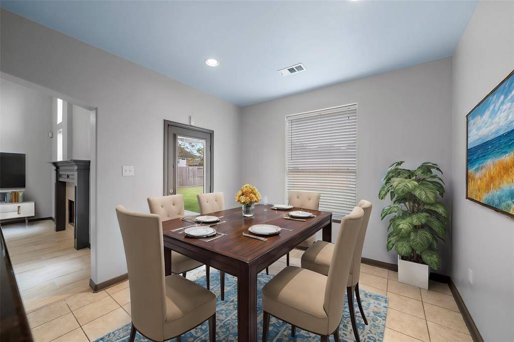 Breakfast Room - virtually staged