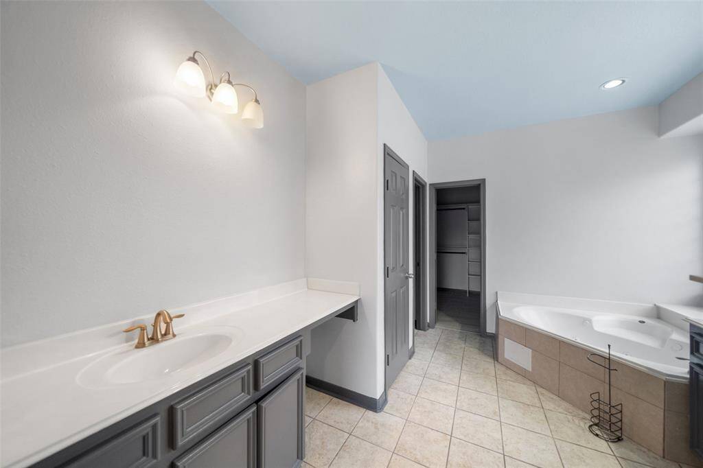 Primary Bath - view 1
