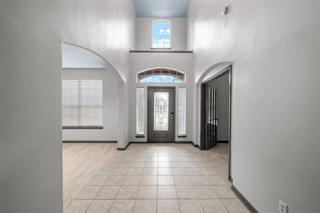 Foyer - view 1