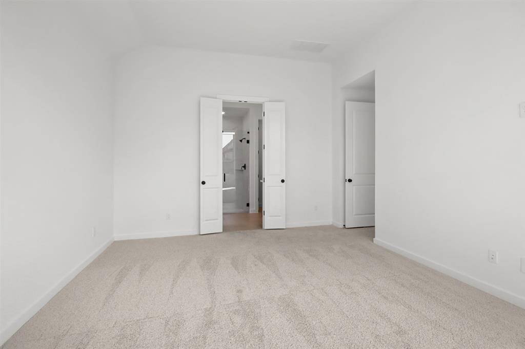 1031WindyCreekPathKINSR010