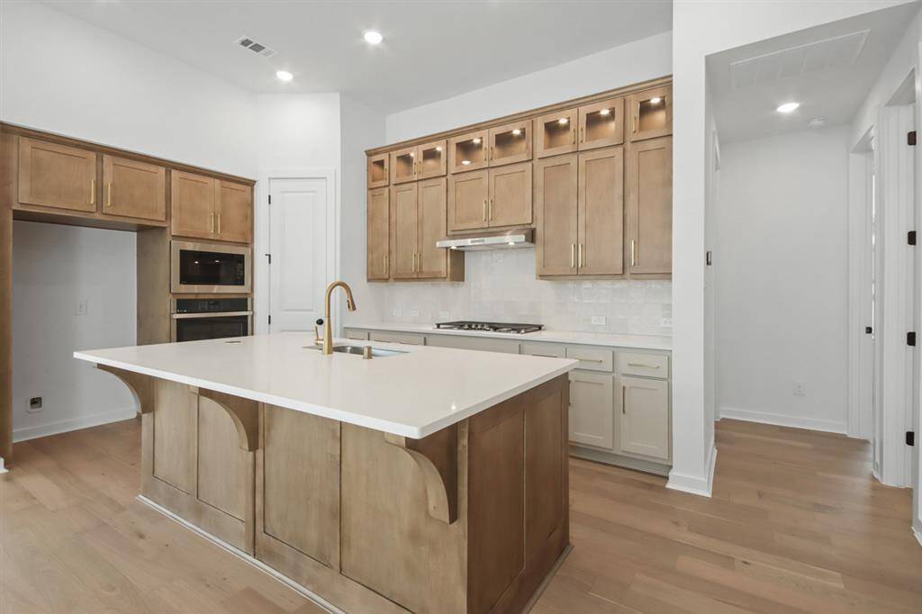 1031WindyCreekPathKINSR004