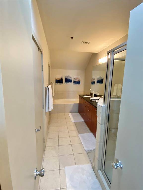 En Suite Primary Bathroom