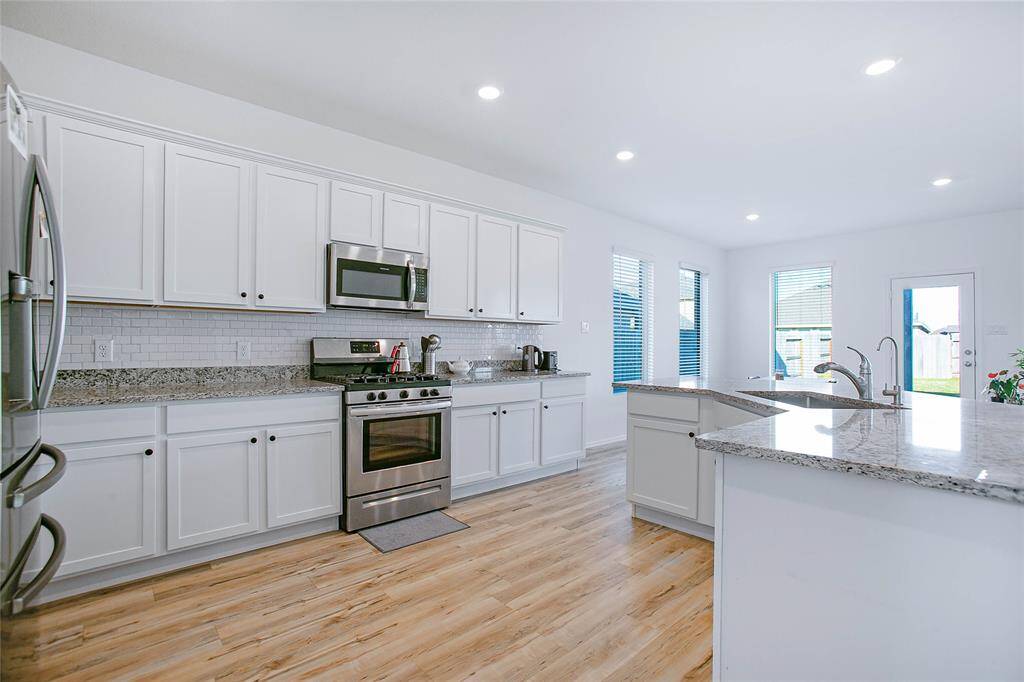 Washer, dryer, refrigerator included!