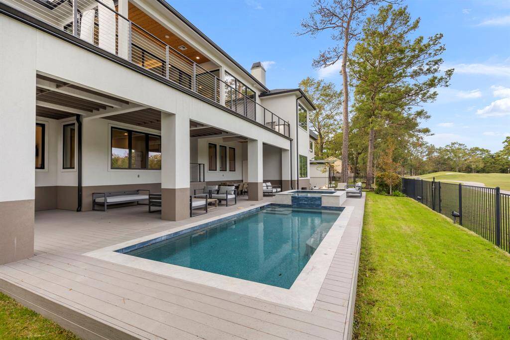 Another view of the pool/spa area.  The pool offers self cleaning feature.