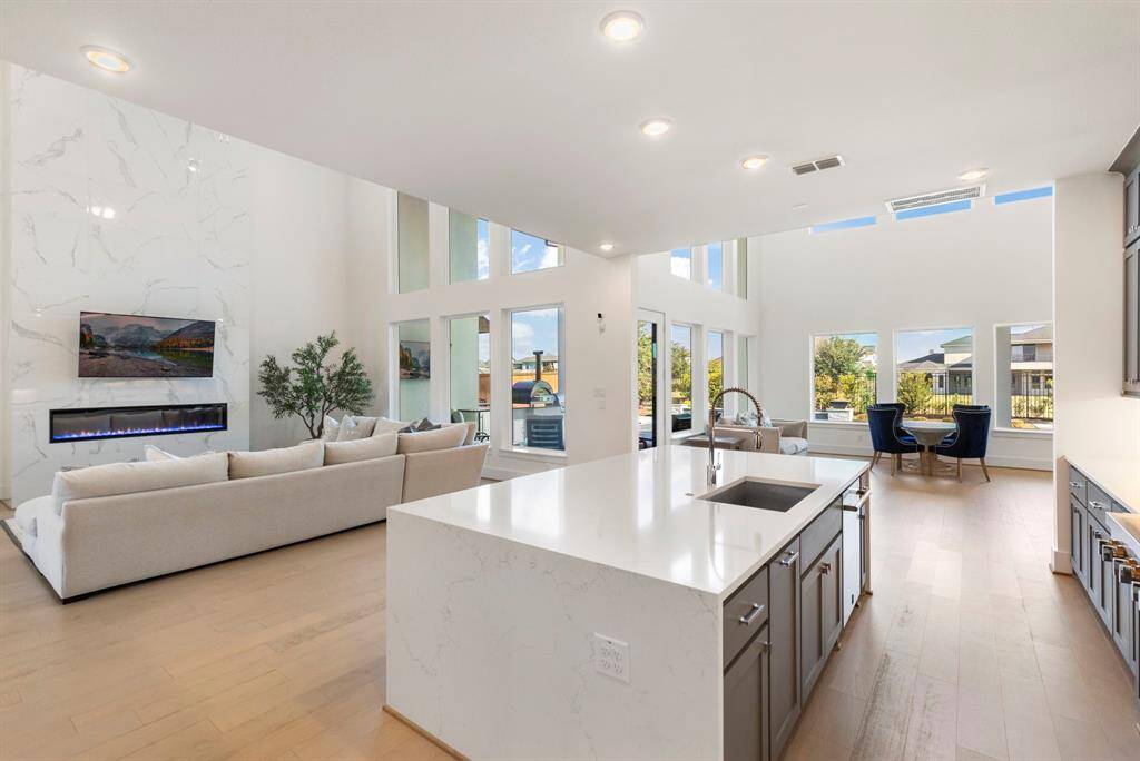 A additional upgrade is the tented windows in the living room and flex space.