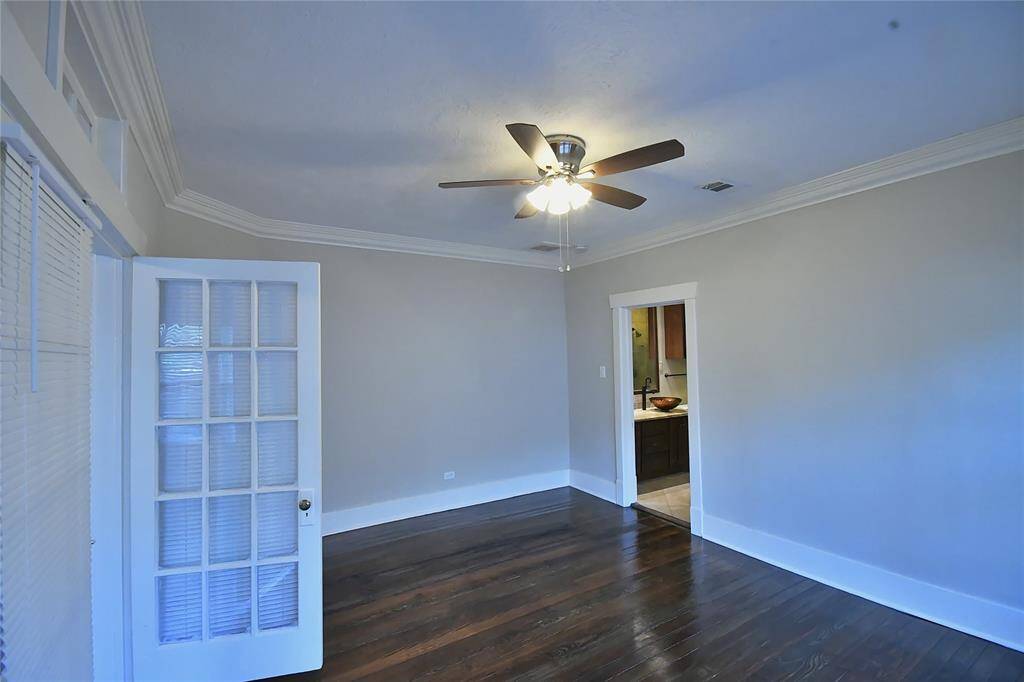 Primary Bathroom with walk in shower.